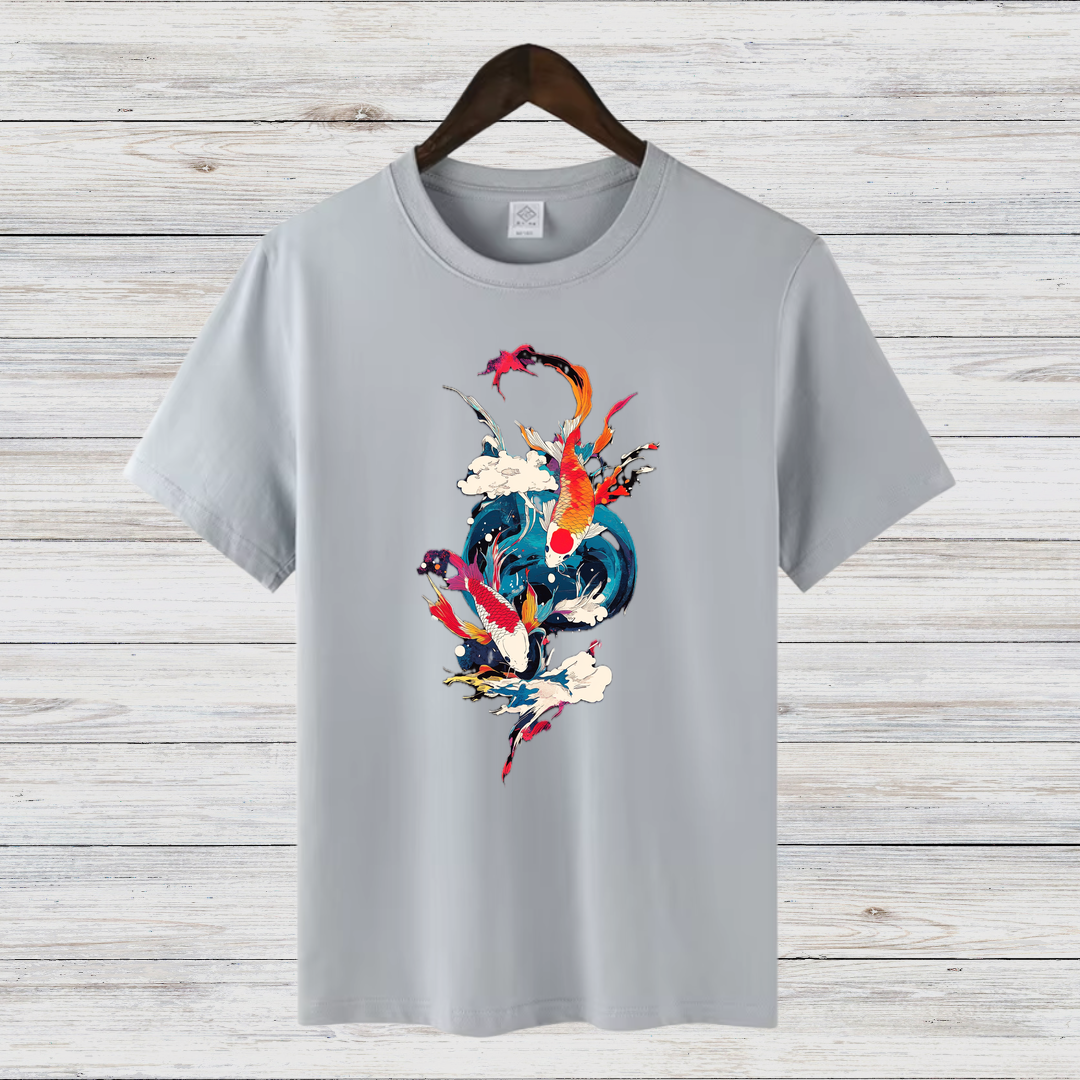 Mystische Koi Fische | Asiatisches Kunst T-Shirt | Winterliches Statement Shirt | Elegantes Baumwollshirt für Stilbewusste