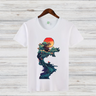 Mystische Natur | Kunstvoll bedrucktes T-Shirt | Japanischer Sonnenuntergang | Stilvolles Baumwollshirt für Wintertage