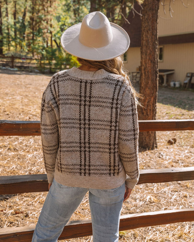 BlütenBliss® - Comfortable long-sleeved sweater with check print