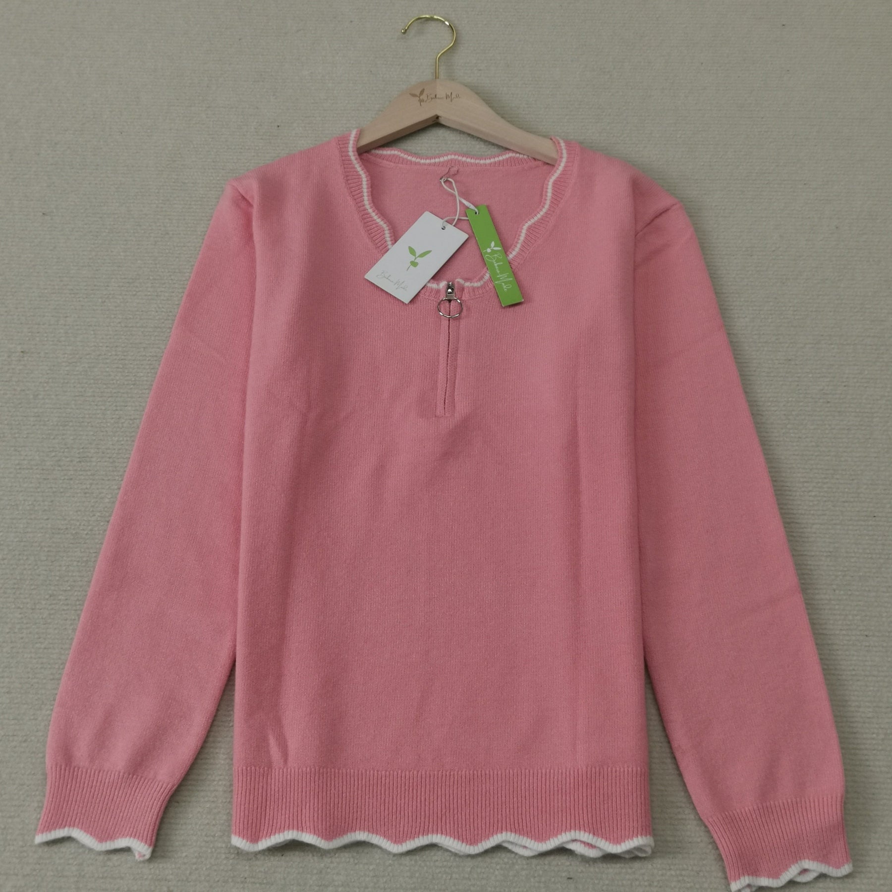 HerbstTrend® - Cute plain pink sweater with V-neck