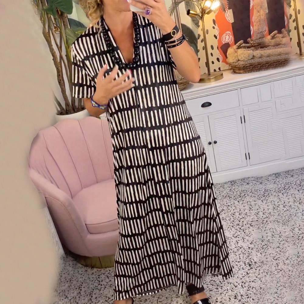 Graphic Lines Maxi Dress