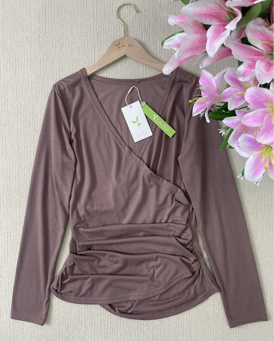 StrickSinn® - Brown plain long-sleeved top with V-neck