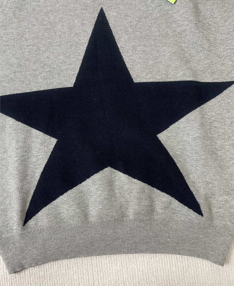 Naturlux® - Large Single Star Grey Long Sleeve Sweater