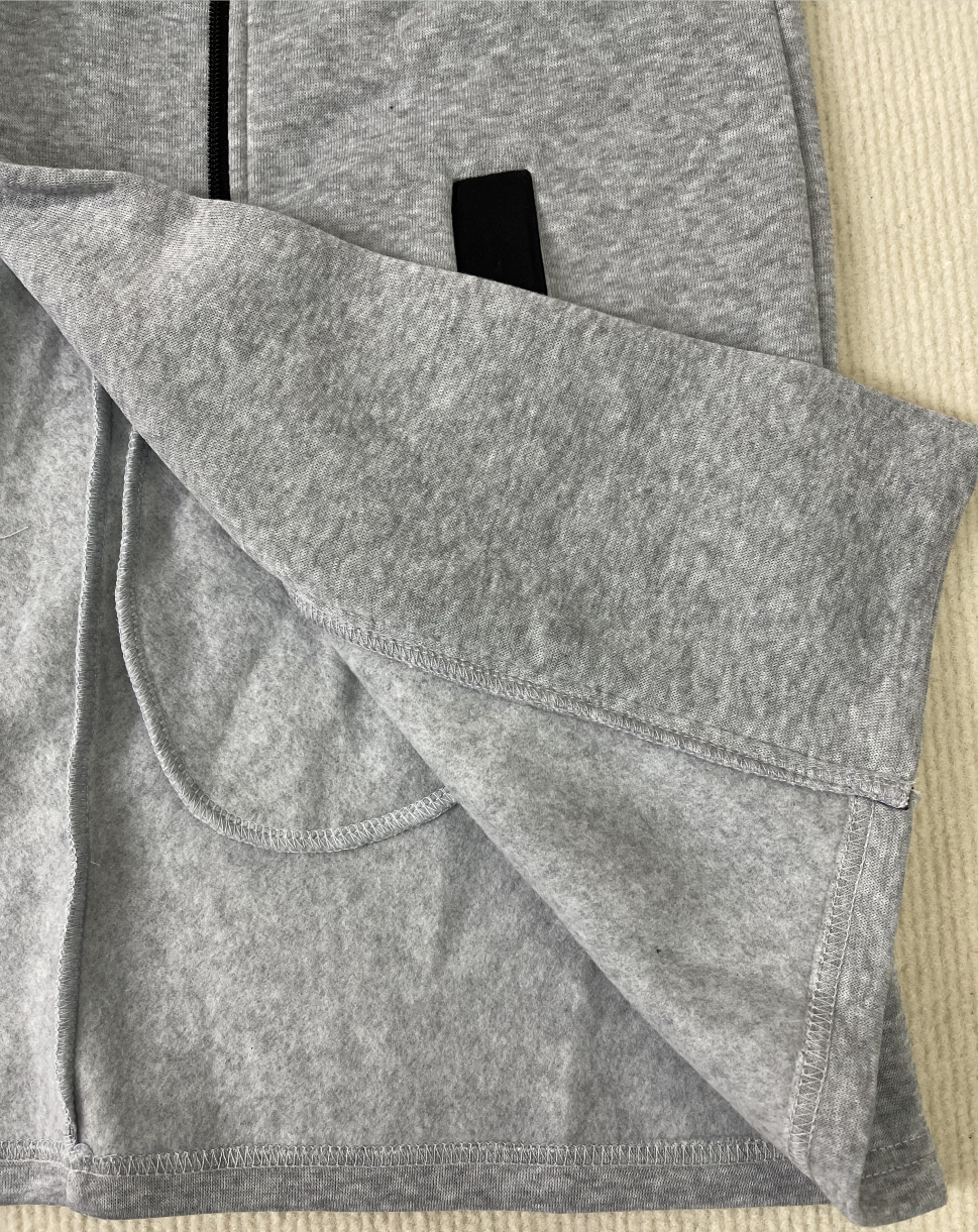 StrickSinn® - Comfortable grey long-sleeved hoodie outerwear