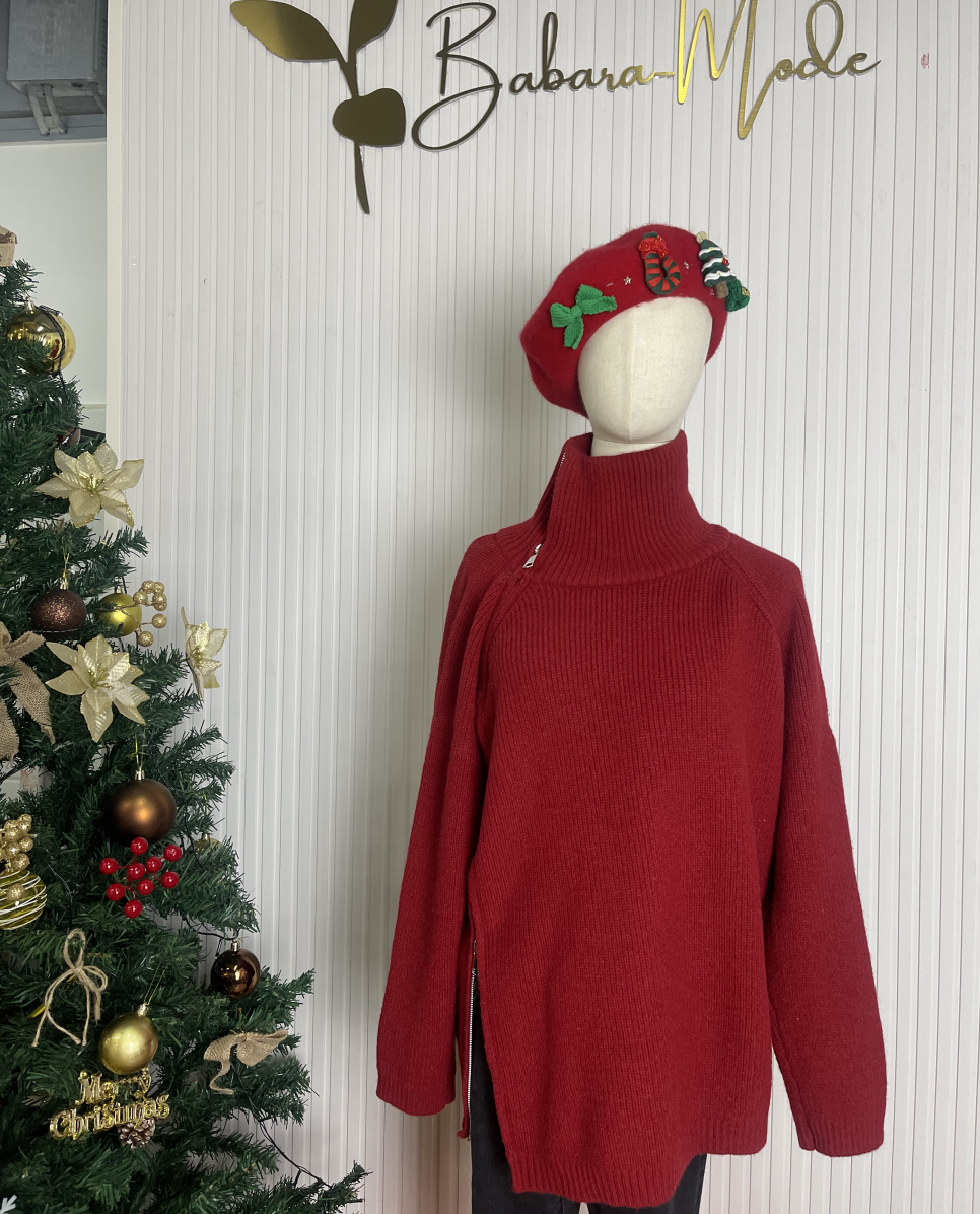 FallStil® - Red solid color high neck sweater