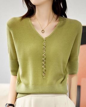 V-button knit top