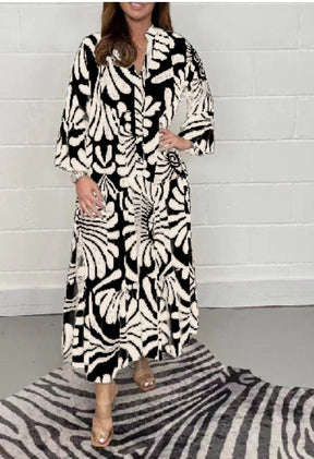 BlütenBliss® - Black and white maxi dress with 3/4 sleeves