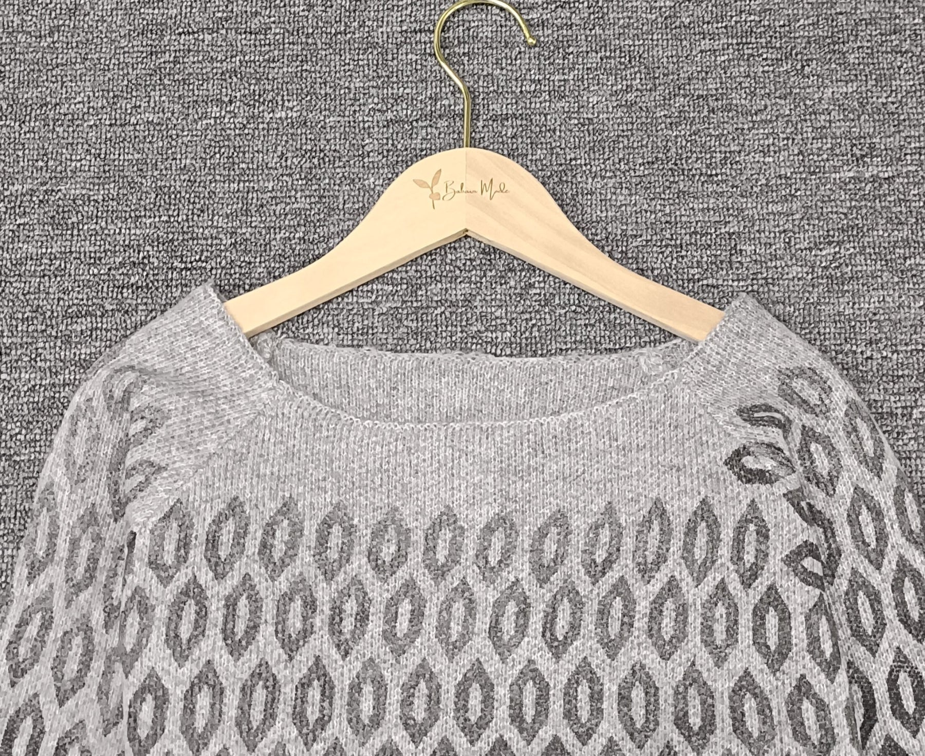 WinterStil® - Ombre grey sweater with geometric pattern