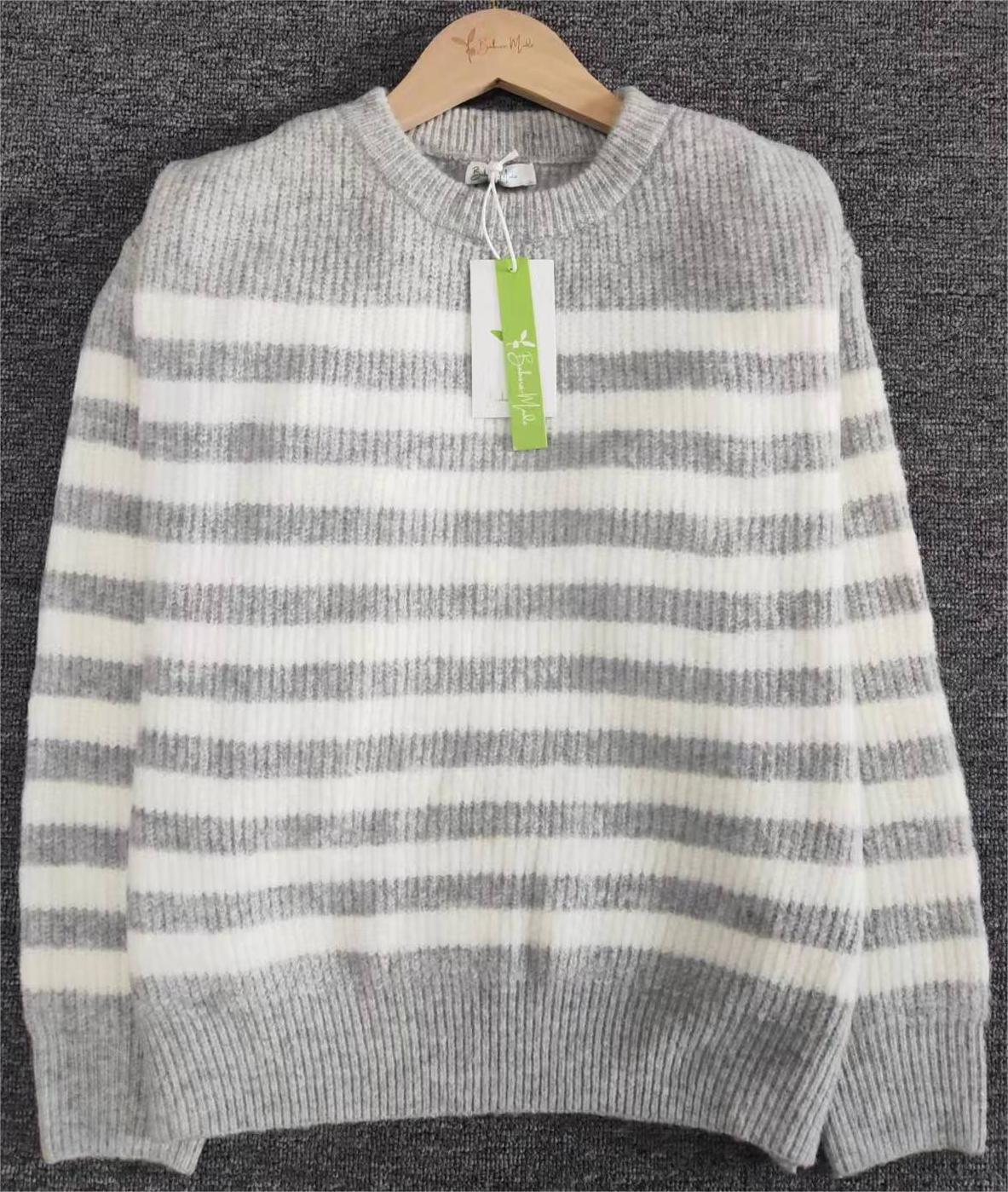 FallStil® - Chic striped long-sleeved sweater