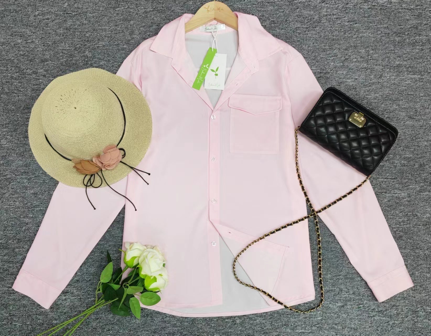 Monci® - Pink long-sleeved shirt with oversized shoulder straps