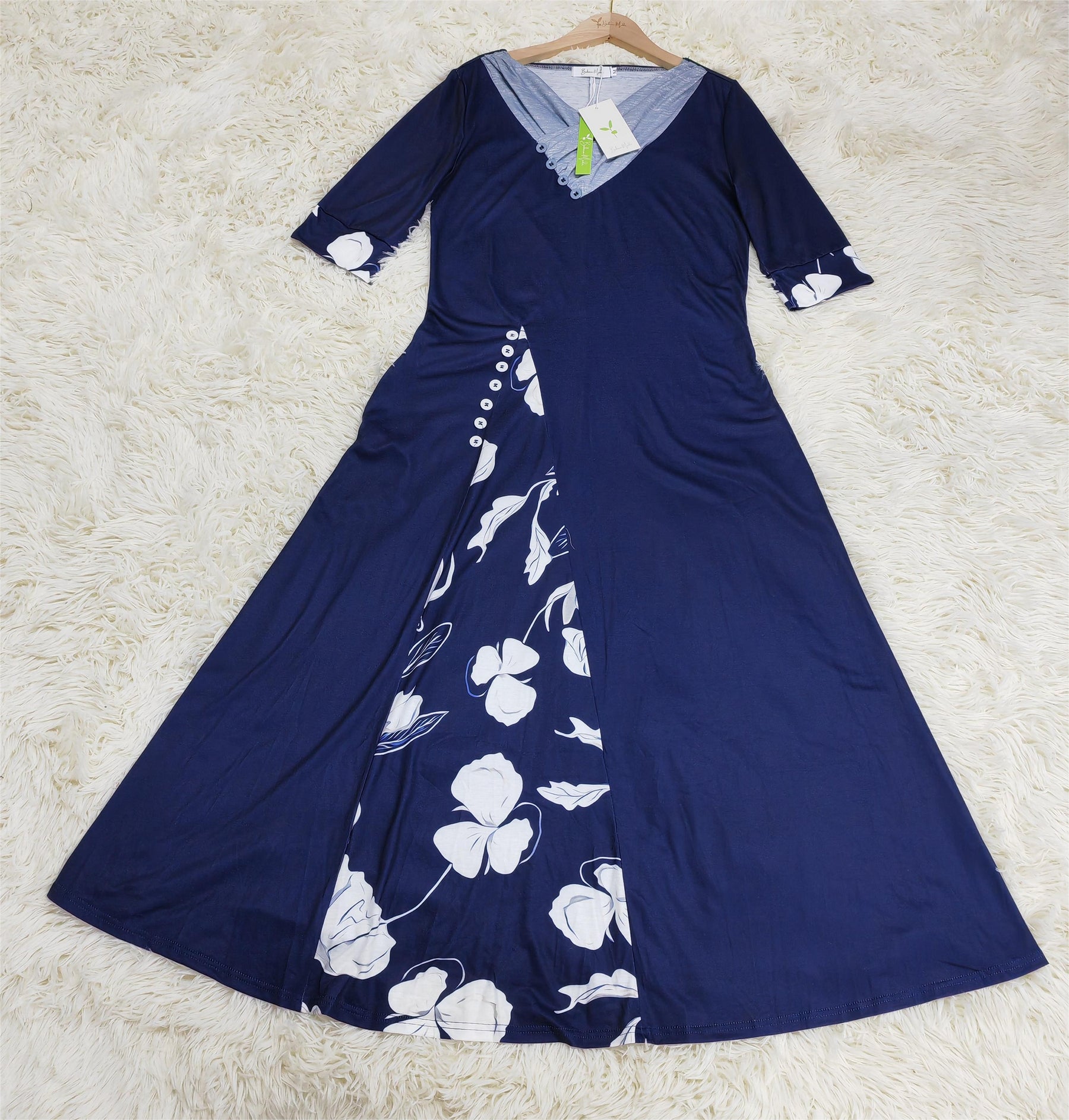 Monci® - Romantic blue midi dress with half sleeves