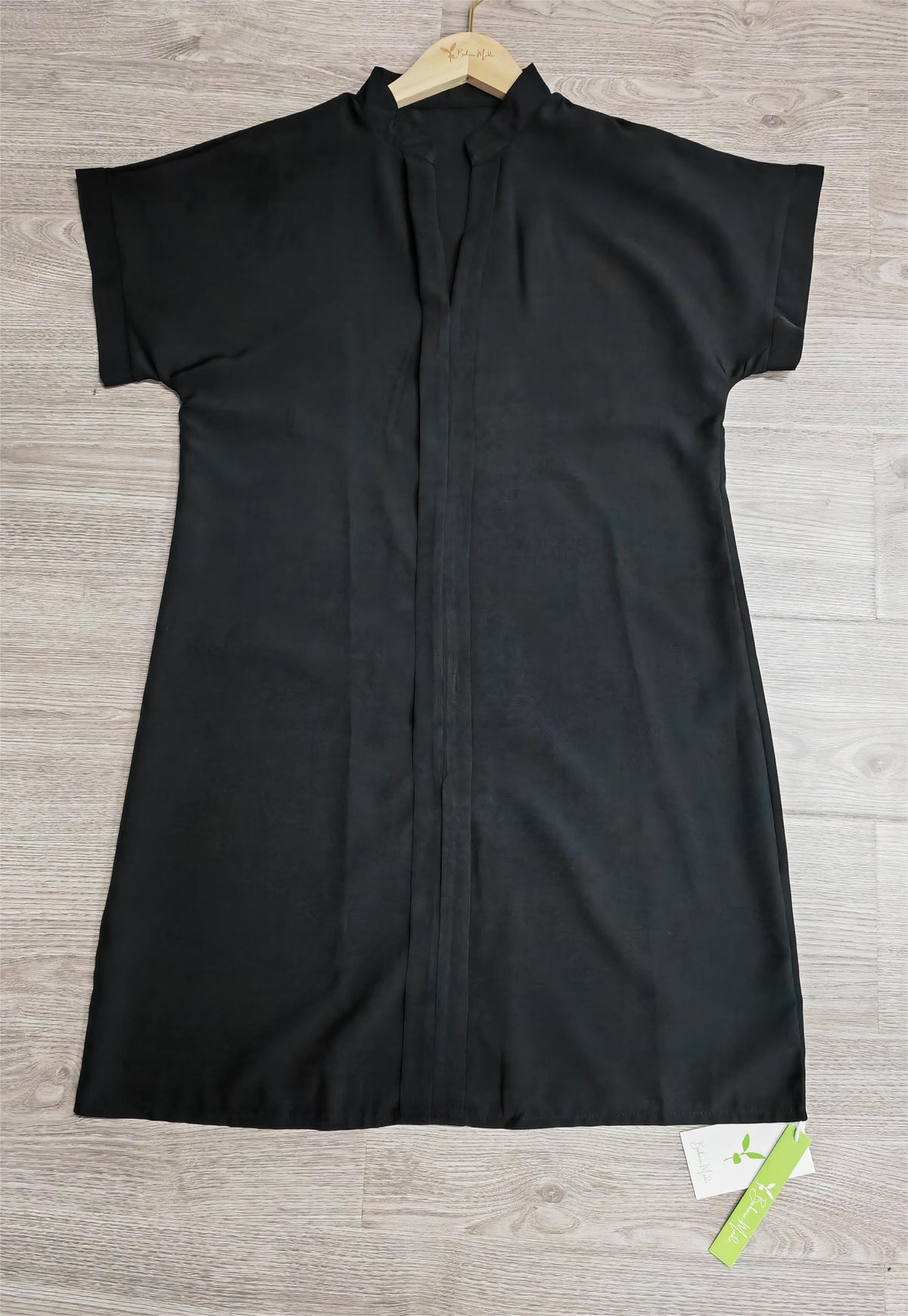 SpringStil® - Black short sleeve solid colour mini dress