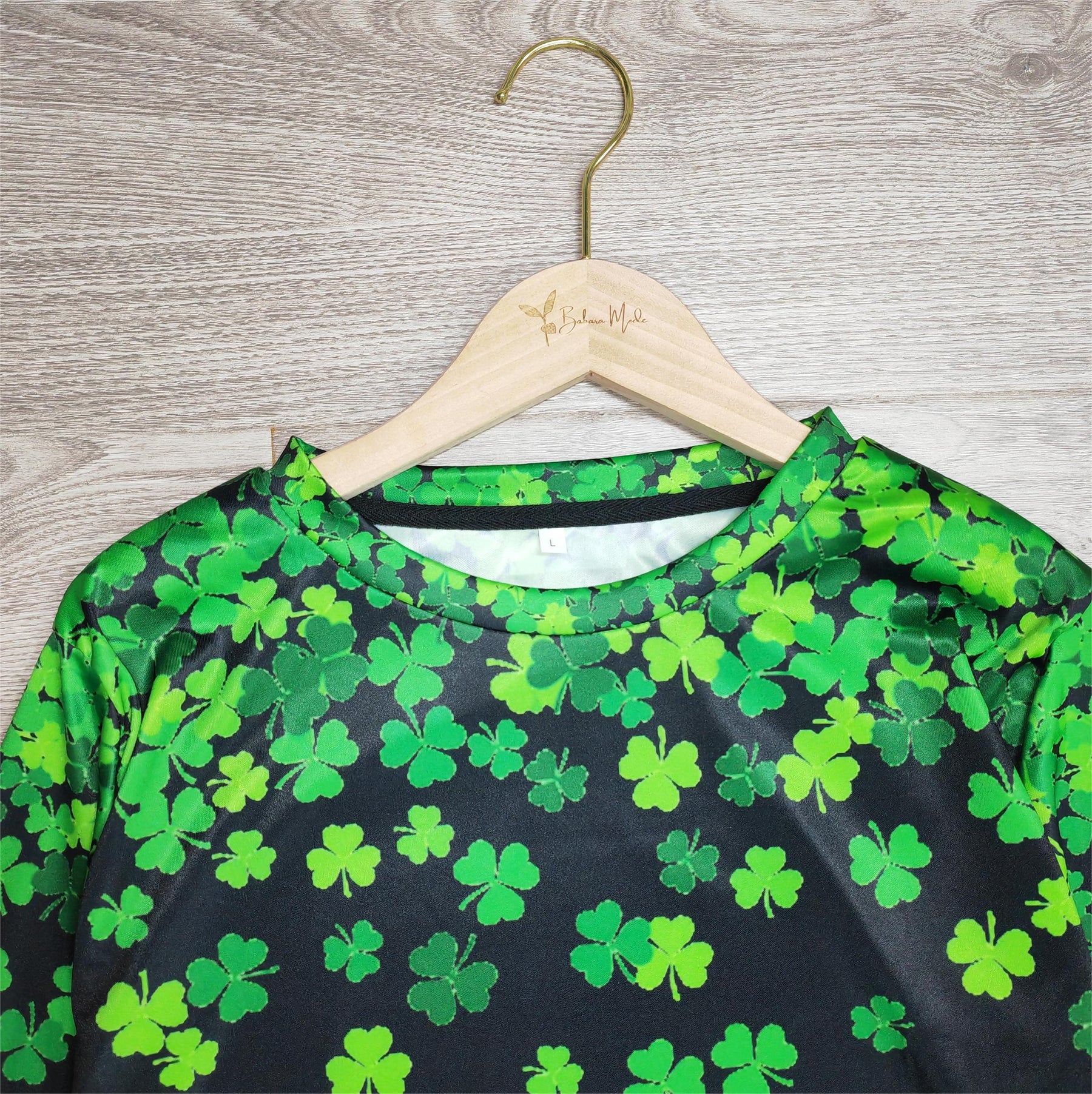 SpringStil® - Lucky Green long-sleeved top with four-leaf clover