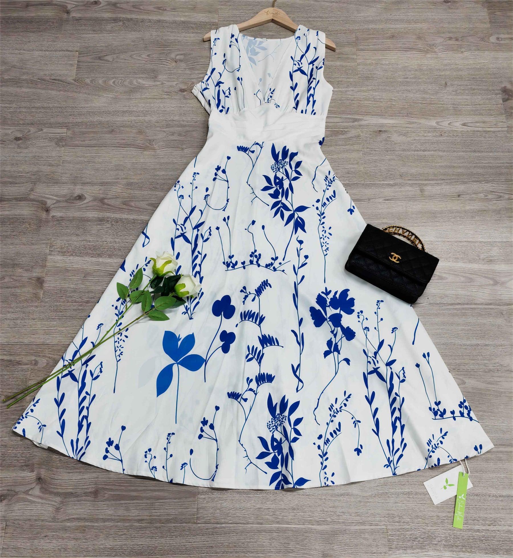 FallStil® - Royal blue white floral print midi dress