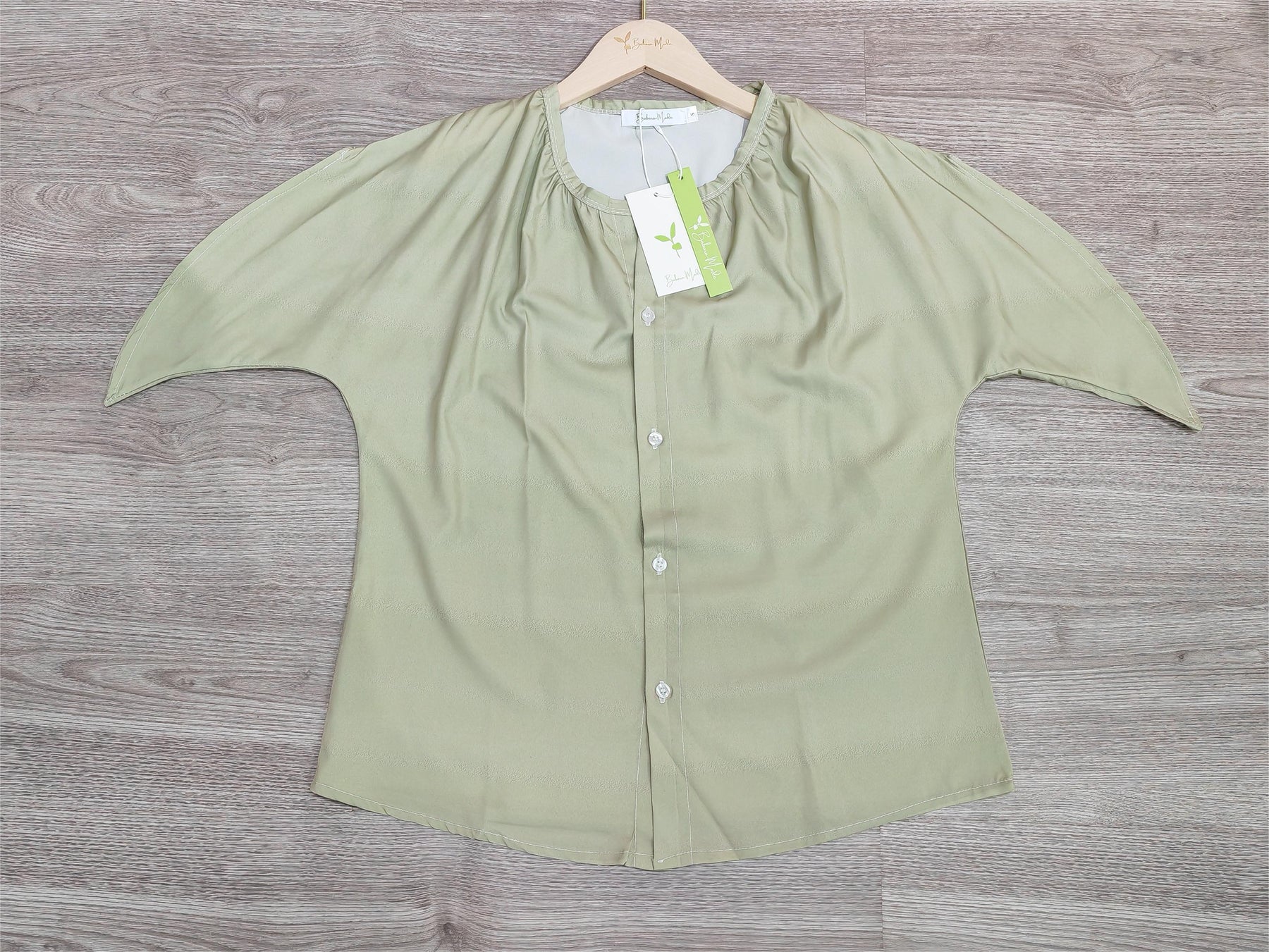 Naturlux® - Modern green plain short sleeve top