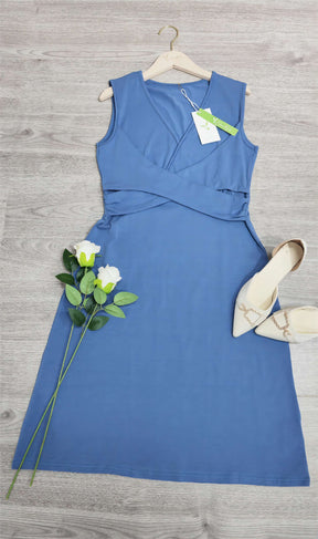 FallStil® - Blue sleeveless V-neck midi dress with twisted front