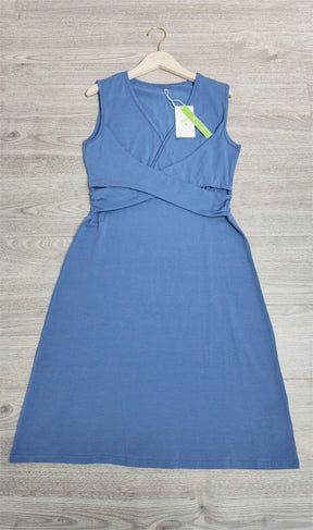 FallStil® - Blue sleeveless V-neck midi dress with twisted front