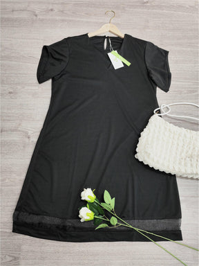 FallStil® - Elegant black mini dress with split sleeves V-neck