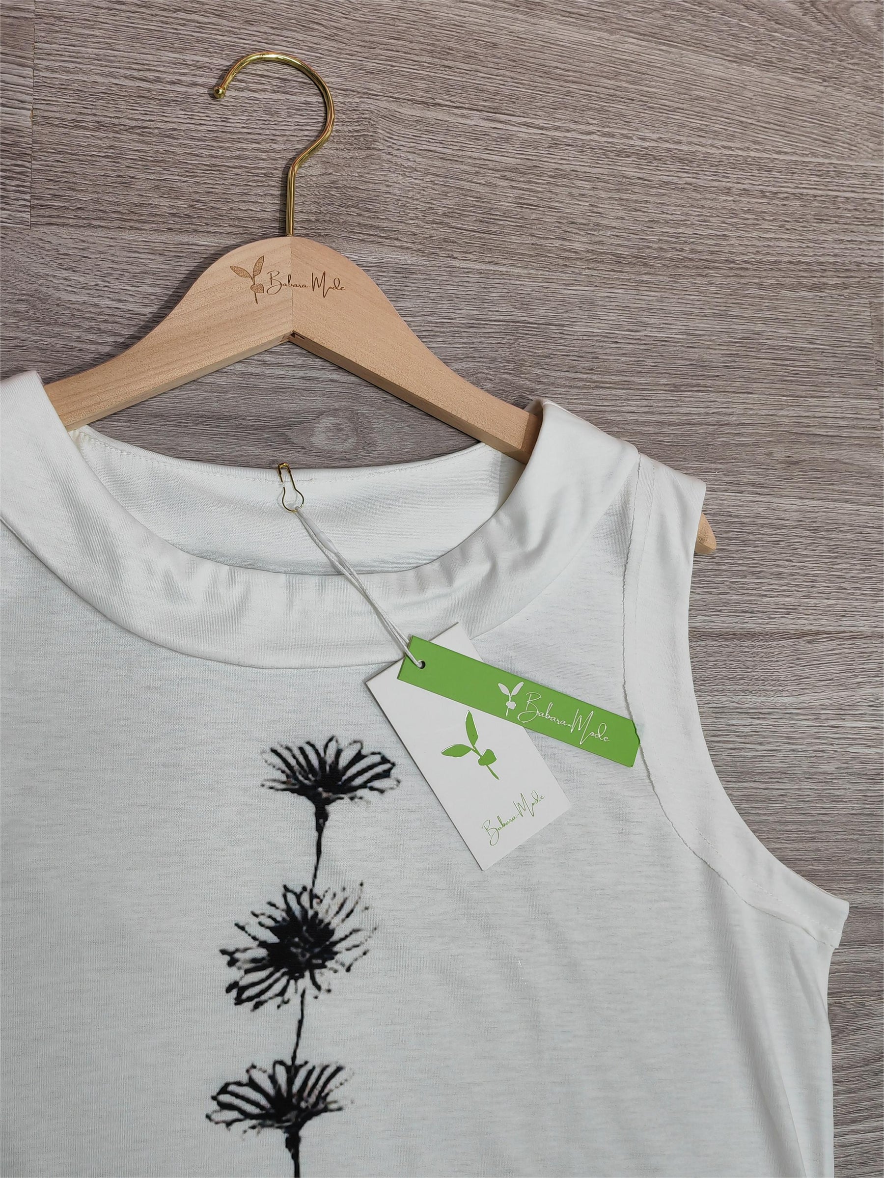 FallStil® - White sleeveless tank top with round neck