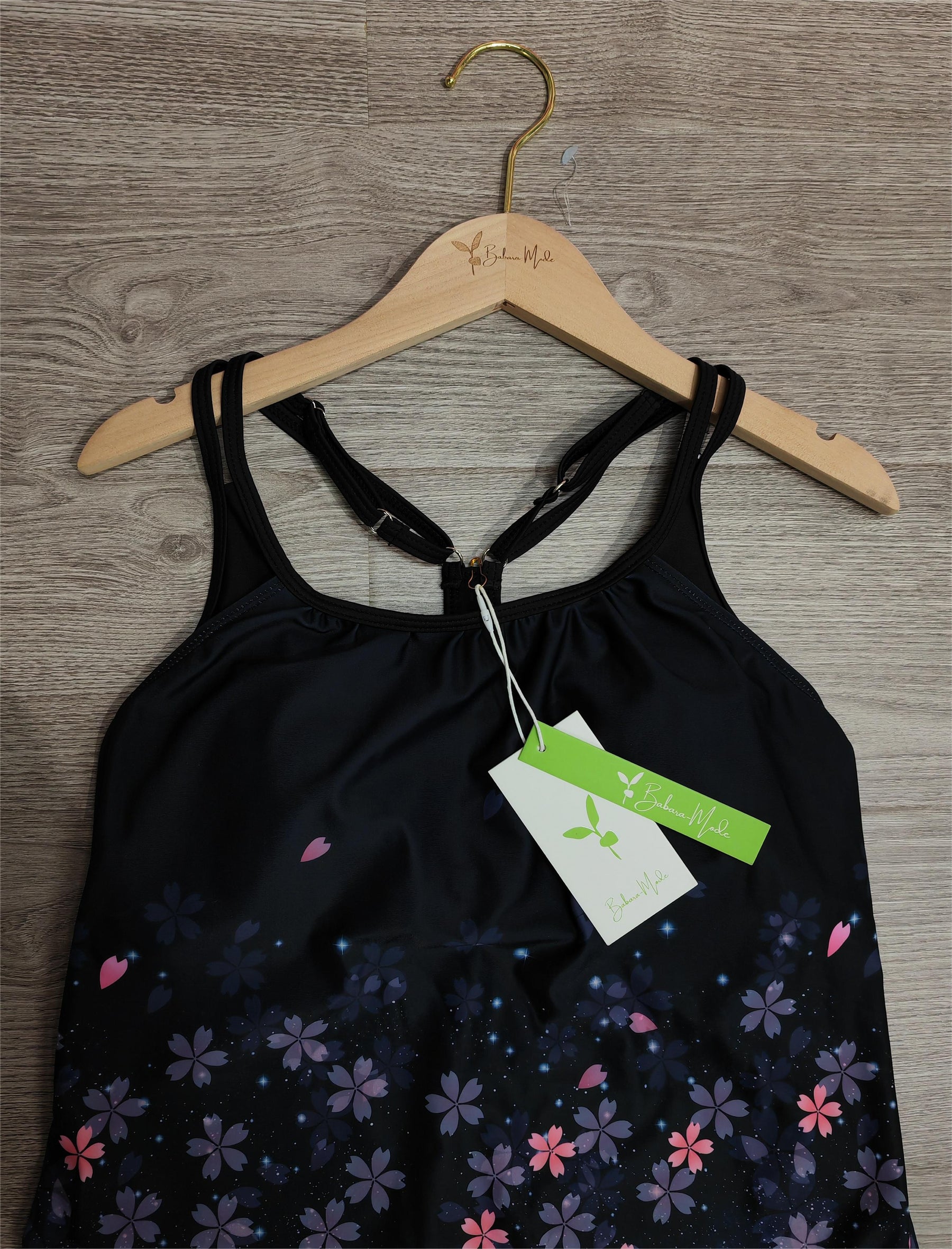 SpringStil® - Attractive sleeveless swimwear with floral print