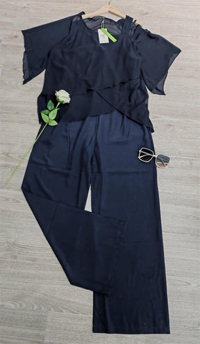 BlütenBliss® - Navy two-piece ruched top and cold shoulder pants set