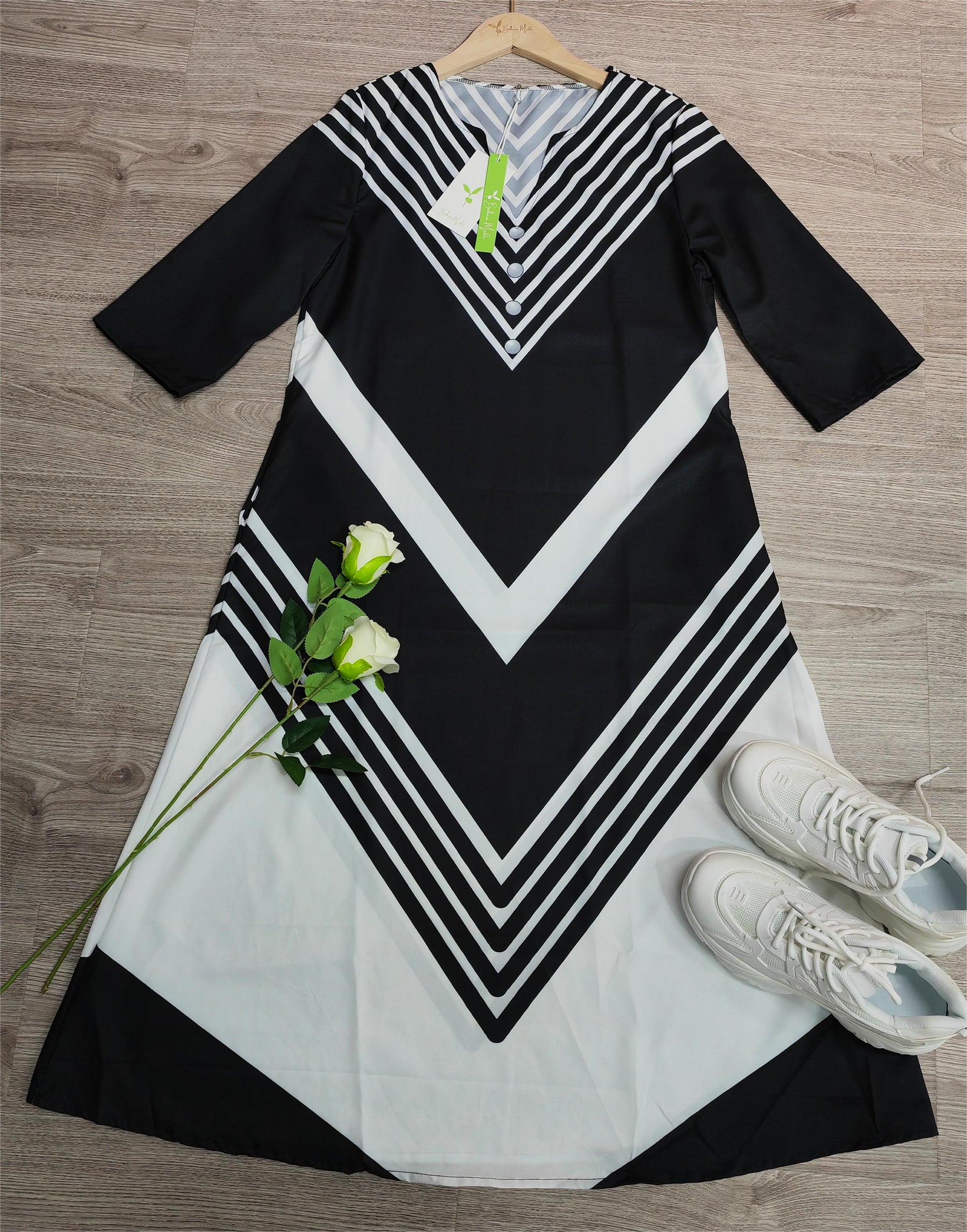 Naturlux® - Black and white striped midi dress with side pockets for sailors