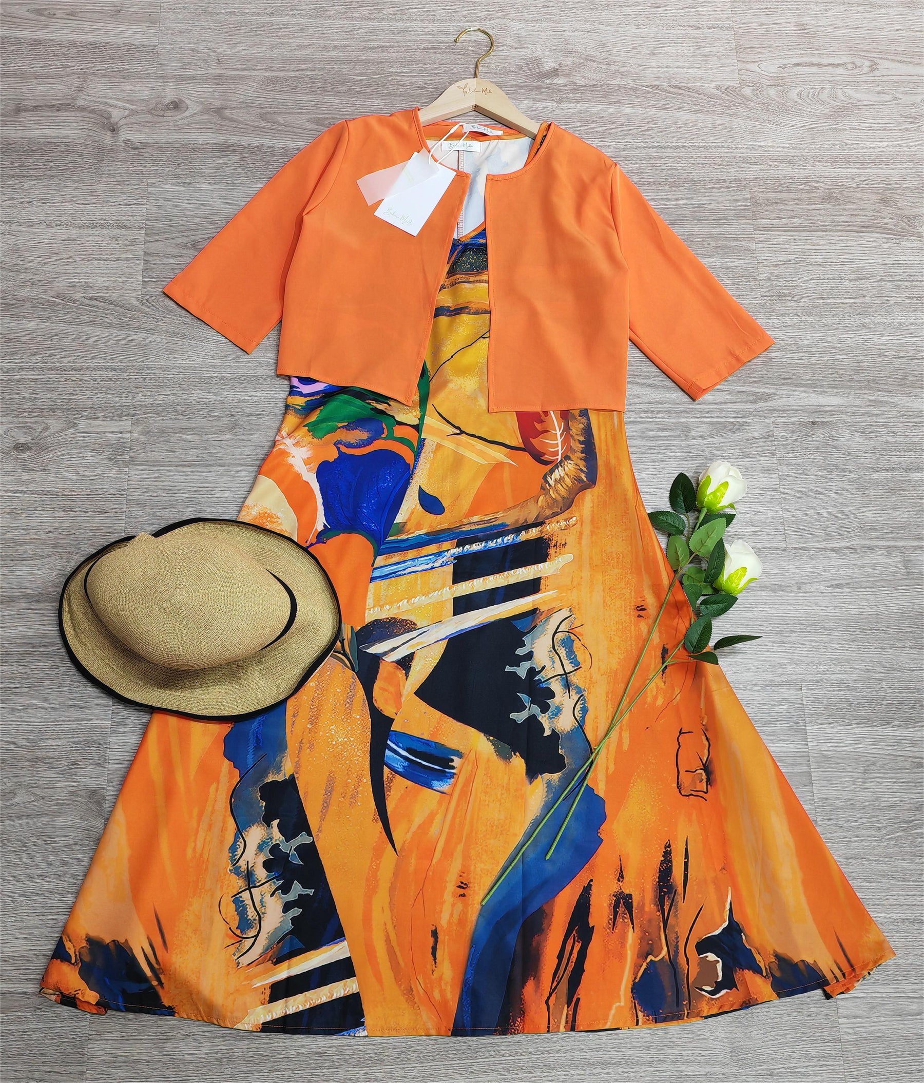 FallStil® - Orange midi dress with half sleeves and V-neck