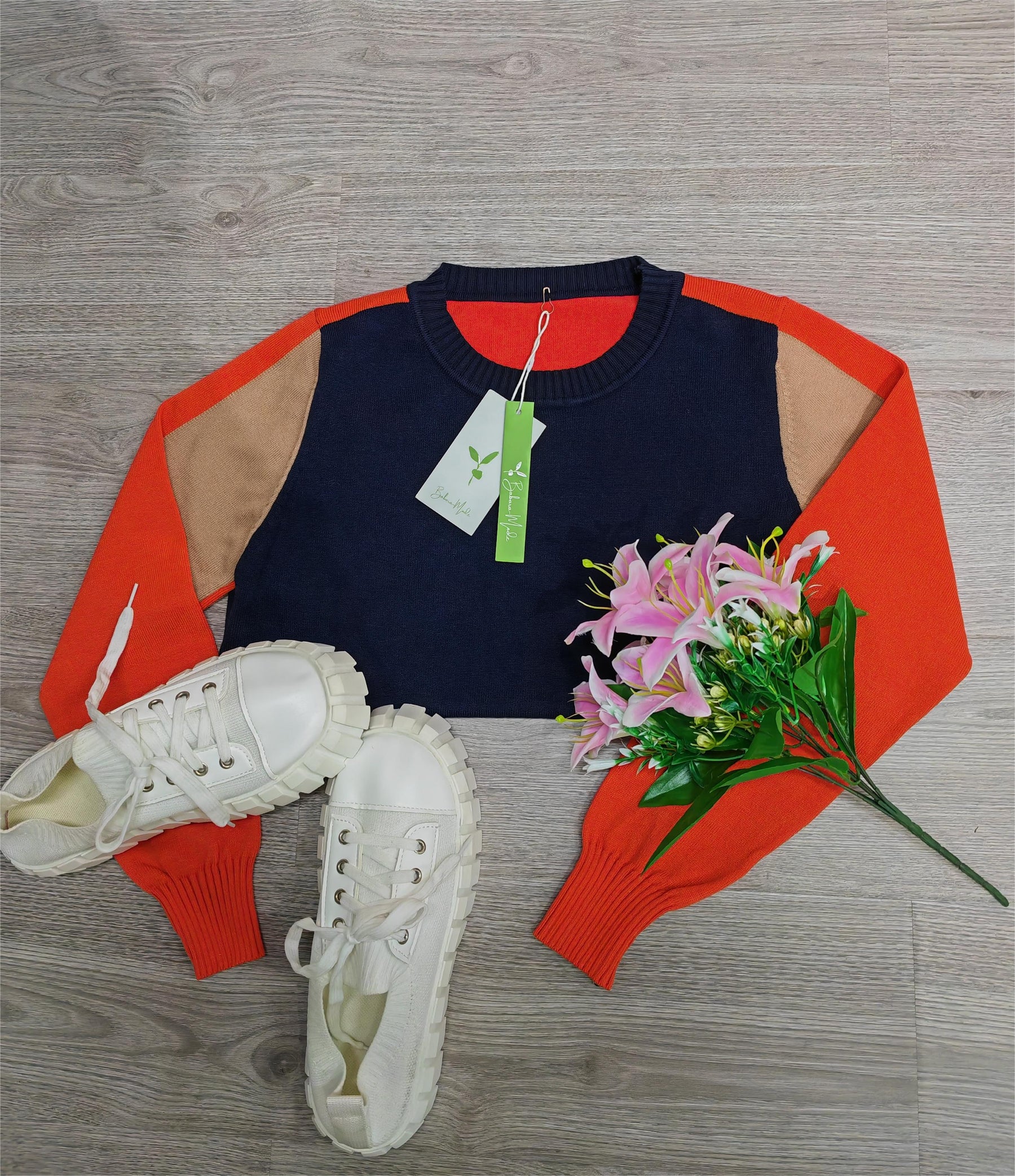 FallStil® - Navy and orange sweater with retro stripes