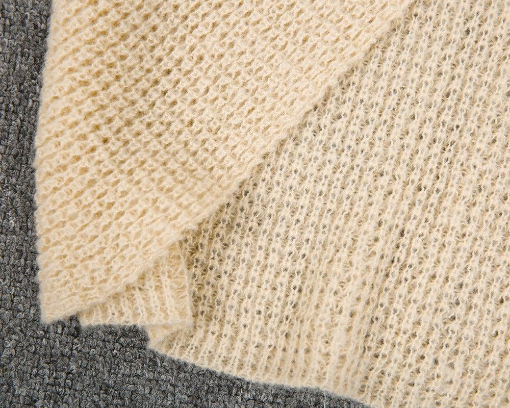 Monci® - Plain turtleneck sweater in apricot