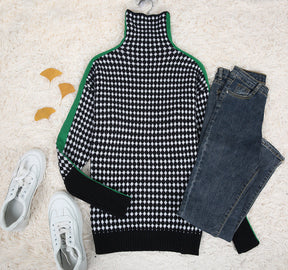 Even&amp;Vil® - Green striped sweater with black and white diamond pattern