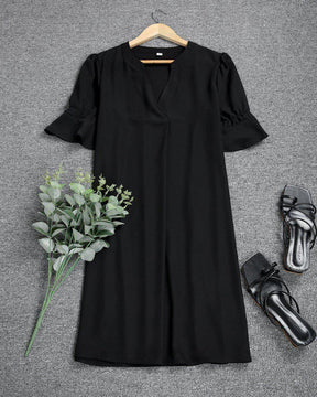 FallStil® - A black dress for eternity