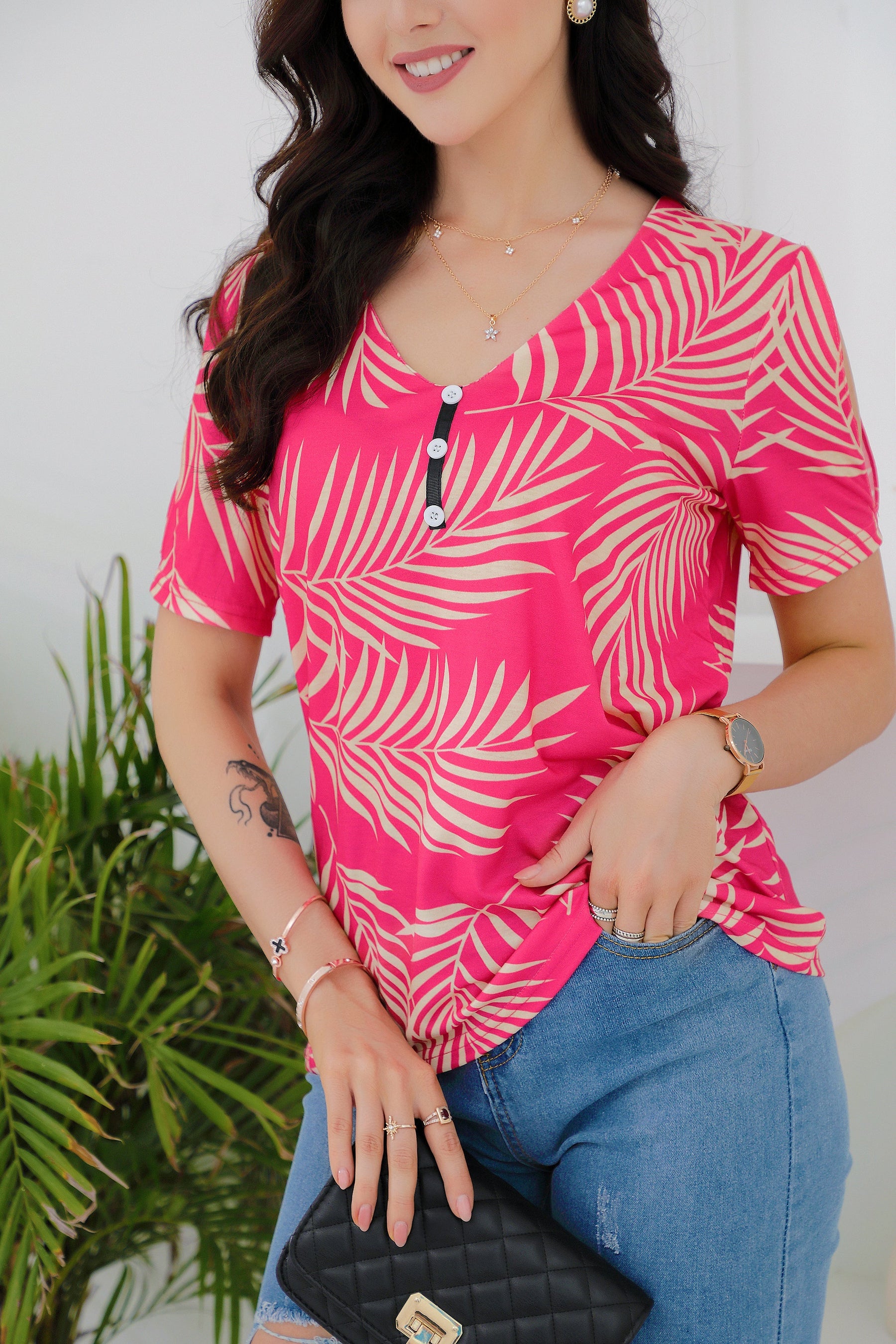 SpringStil® - Rose red top with split sleeves and print