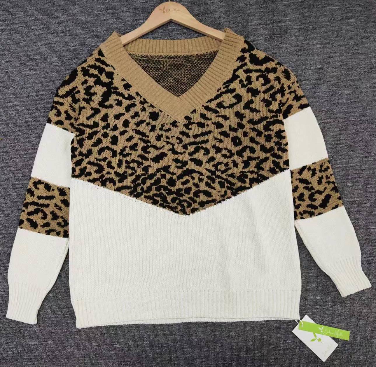 FallStil® - "Call of the Wild" V-neck sweater