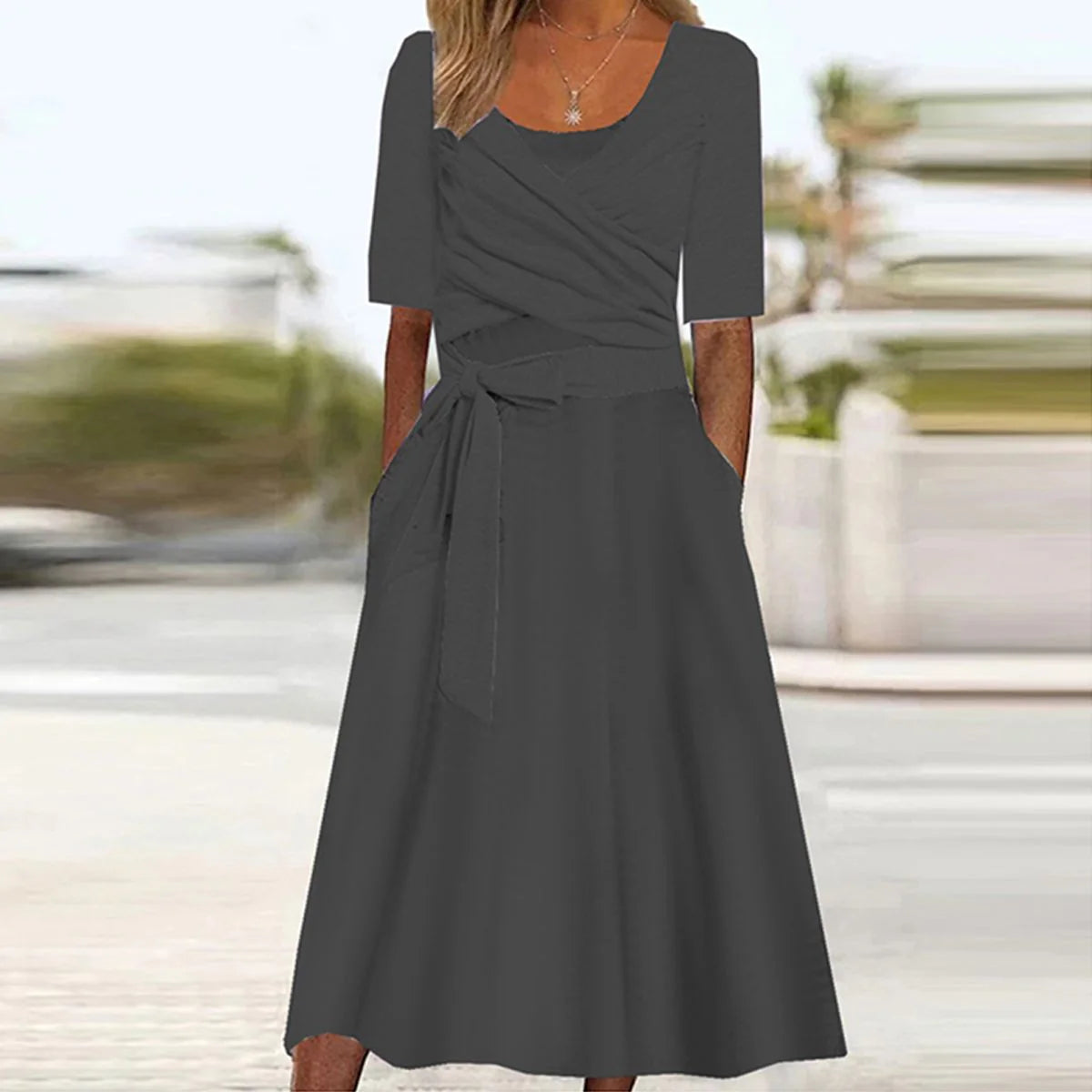 BlackElegance MidiDress