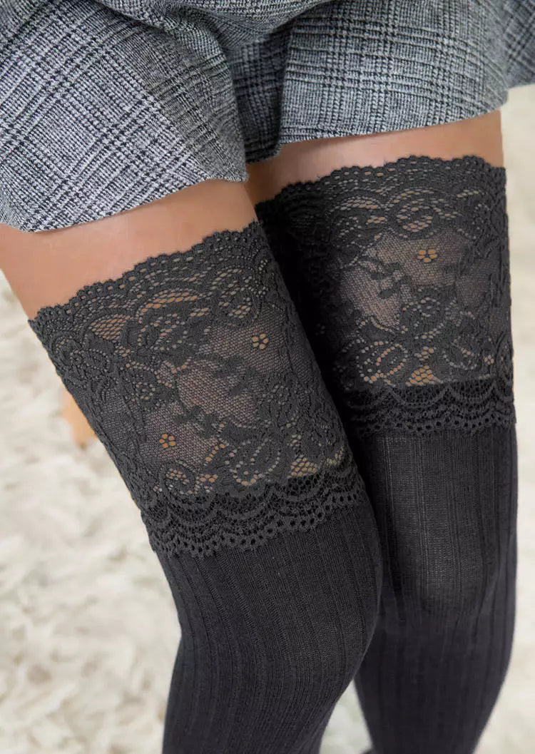 FallStil® - Mesh Lace Ruffle Thigh High Socks | Black