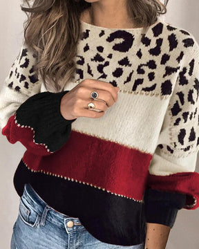 FallStil® - Contrast colored long sleeve sweater with leopard print