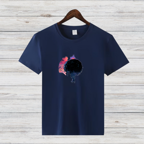 Mystisches Anime Shirt | Stilvolles Baumwollshirt | Geschenk für Anime-Fans | Künstlerisches Design-Shirt