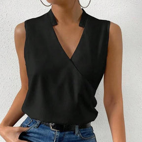 FallStil® - Black sleeveless plain top