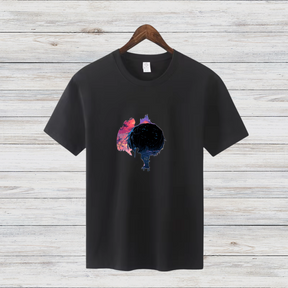 Mystisches Anime Shirt | Stilvolles Baumwollshirt | Geschenk für Anime-Fans | Künstlerisches Design-Shirt