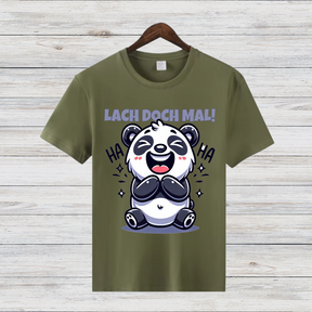 Lach doch mal! | Lustiges Panda T-Shirt | Humorvolles Wintershirt | Statement Shirt für gute Laune