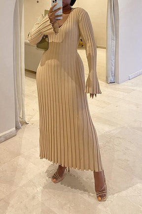 Elegance Stripe Pleated Dress