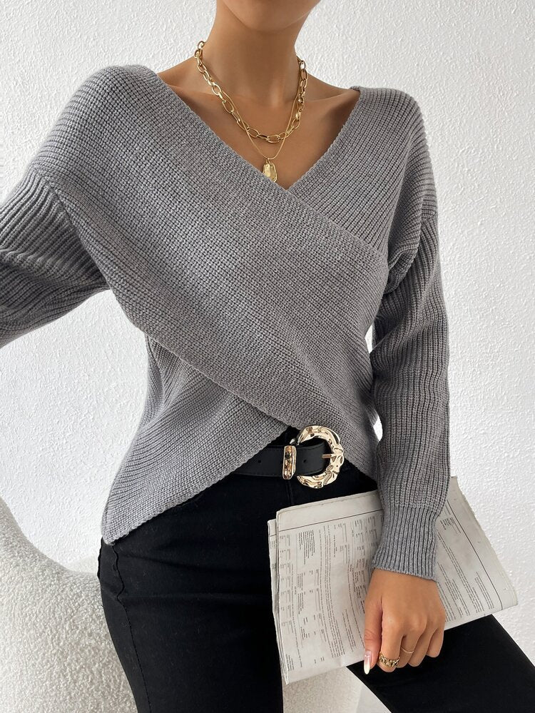 BlütenBliss® - Grey knitted sweater with V-neck and long sleeves