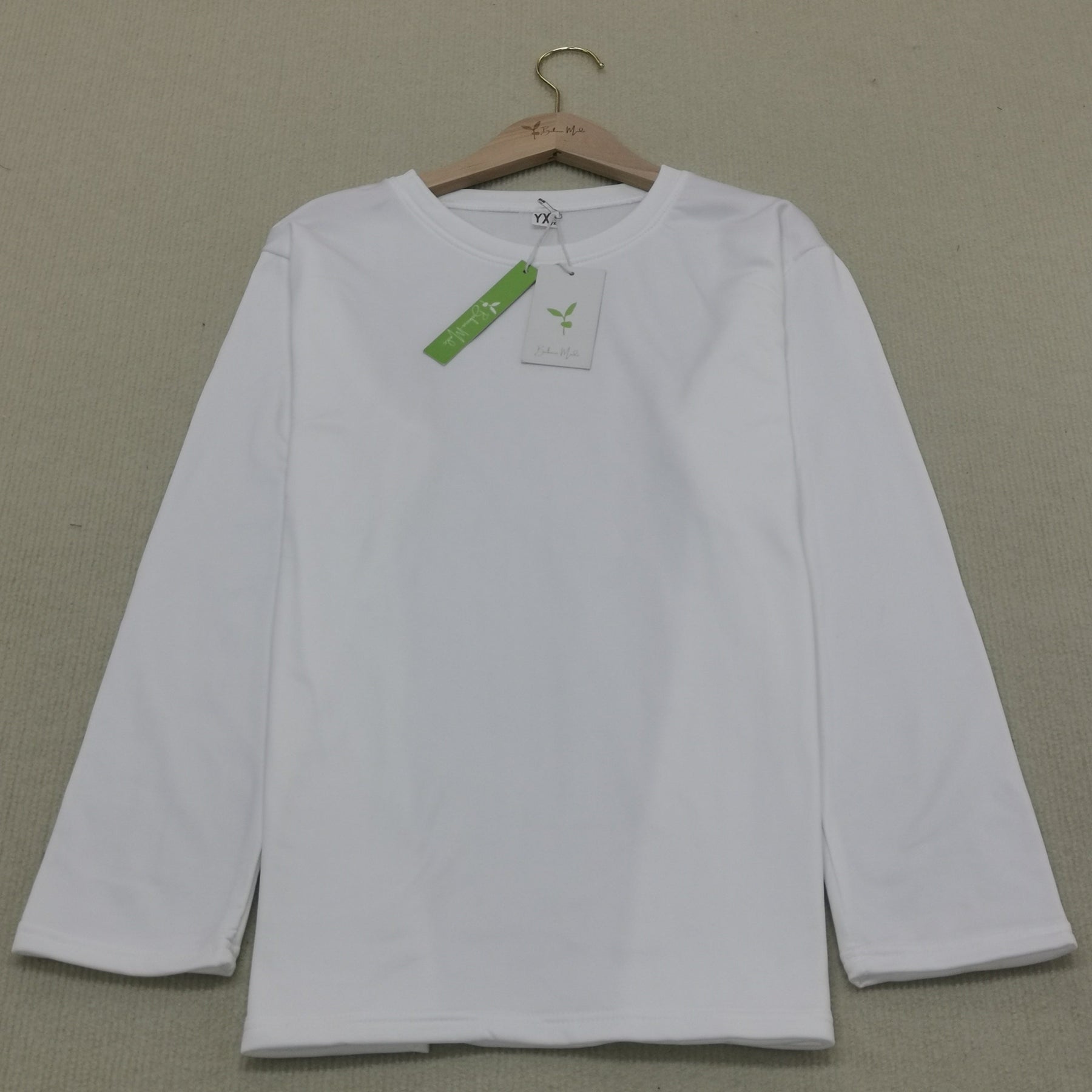 WinterStil® - White plain top with round neck