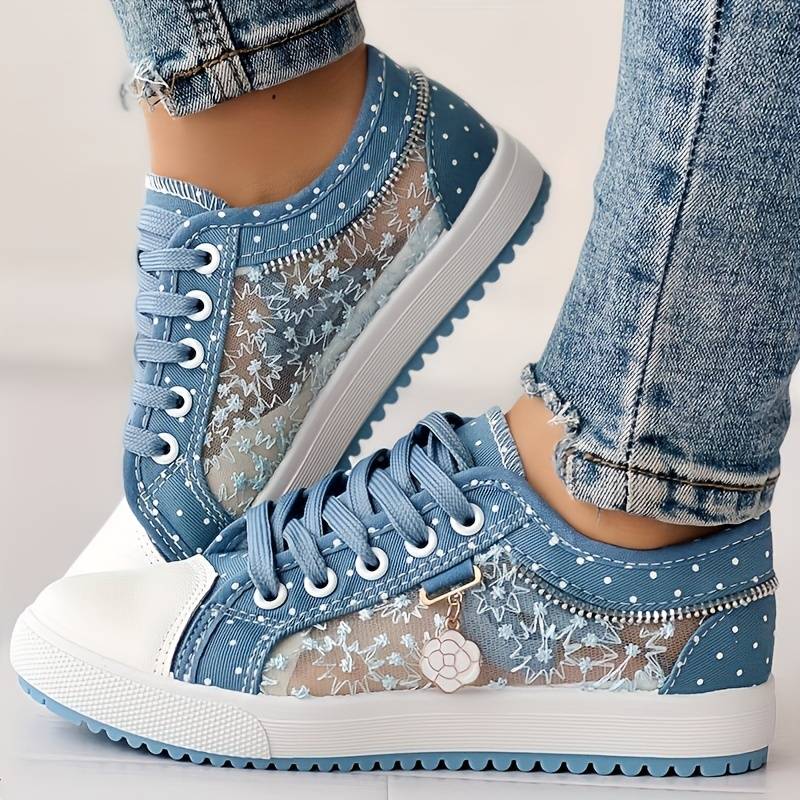 BioBlüte® - trendsetter sneakers with star appeal