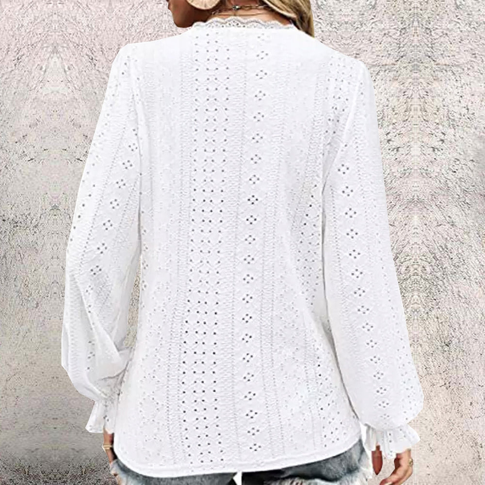 Even&amp;Vil® - White top with long balloon sleeves made of eyelet lace