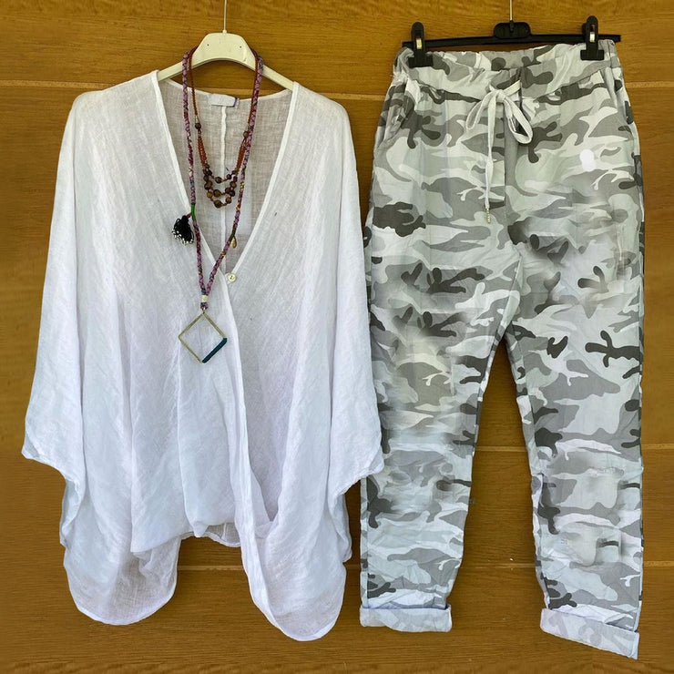 FallStil® - Green camouflage pants with drawstring and cuffs White tunic 2-piece set